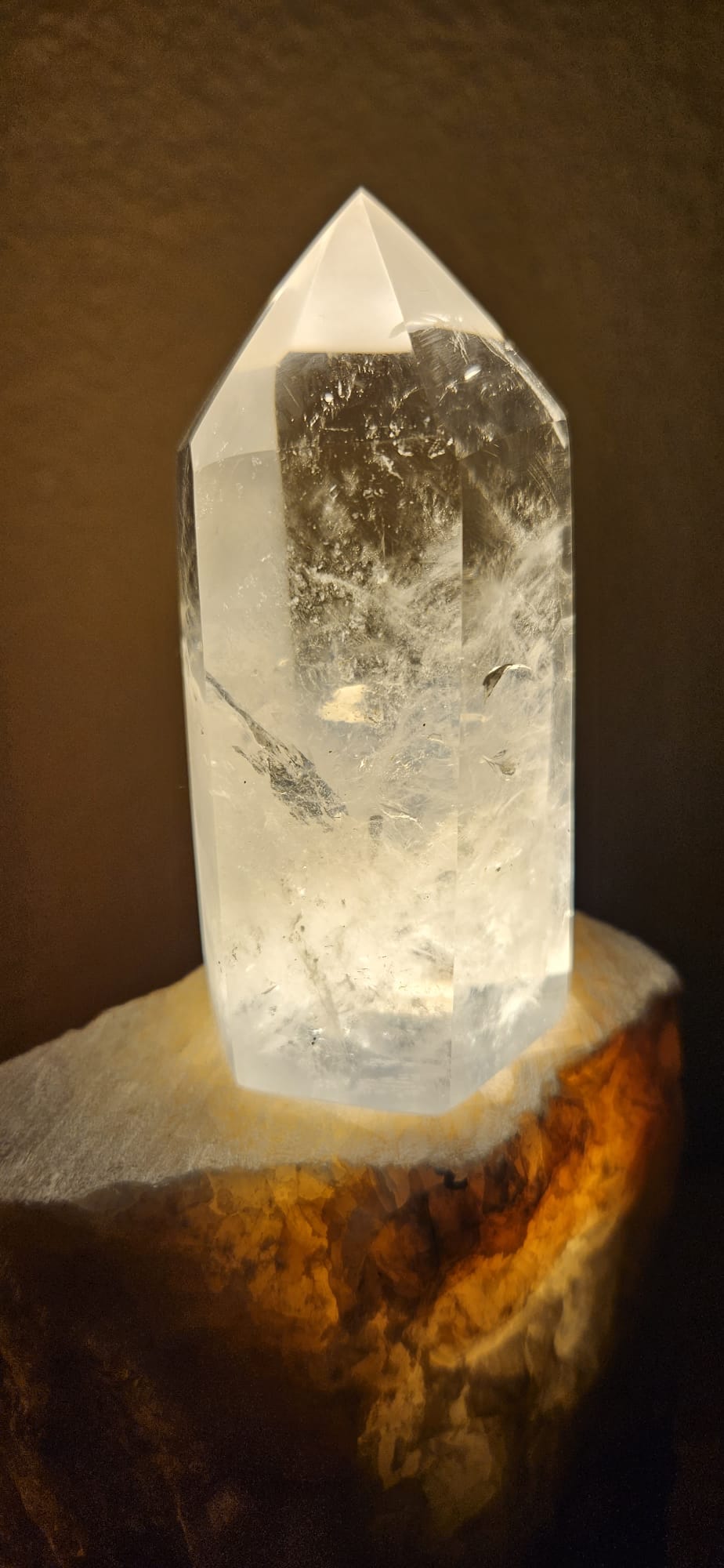 Bergkristall Spitze aus Madagaskar 241g