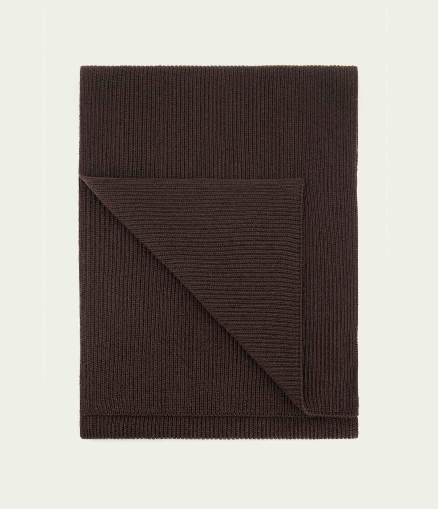 Nitto Knitwear:  Echarpe Loris