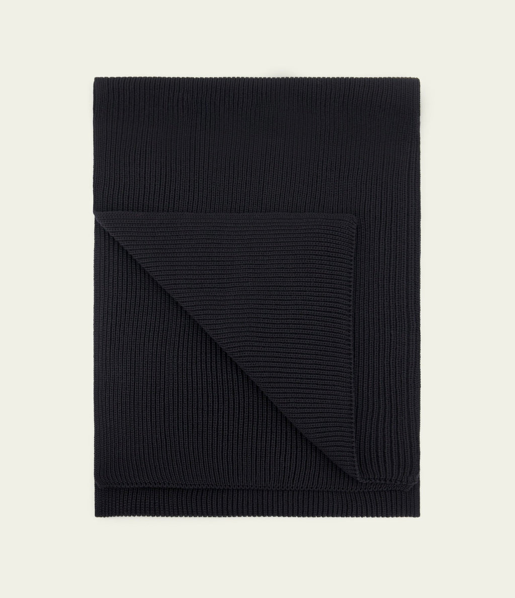 Nitto Knitwear:  Echarpe Loris