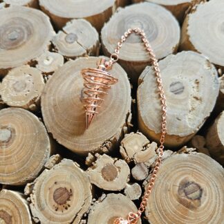 Kupferfarbenes Pendel