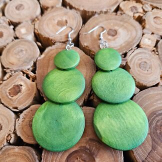 Elegante Holz-Ohrringe in Grün