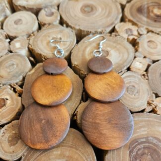 Elegante Holz-Ohrringe in Braun