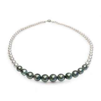 Tahitiperlkette im Verlauf