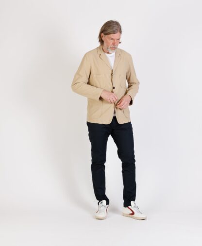 Universal Works: Five pocket jacket/Seersucker II
