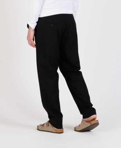 Universal Works: Military Chino in Valencia Cotton – Bild 2