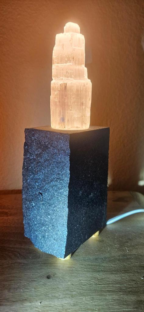 Granit-Steinlampe (Unikat) – Bild 8