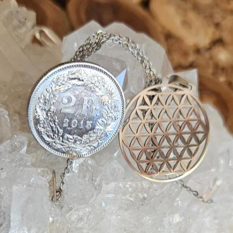 Edelstahl-Halskette mit Blume des Lebens Anhänger in Silber – Bild 2