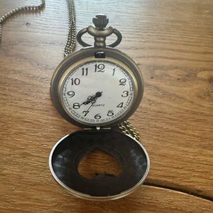 Quarz Taschenuhr Herz – Bild 2