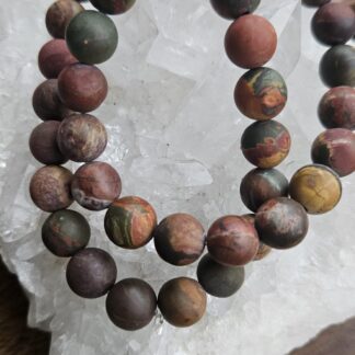 Handgefertigtes River Creek Jaspis Armband 10-10,5mm (matt)