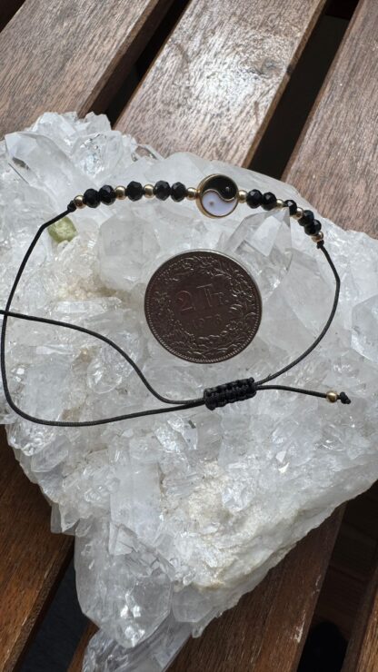 Yin Yang Armband Schwarz/Gold – Bild 3