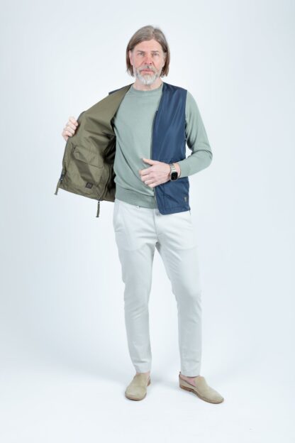 Taion: Non Down Reversable vest – Bild 4